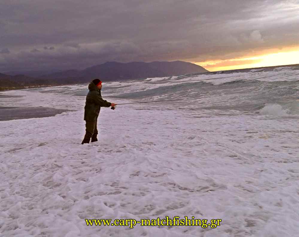 spinning-at-waves-carpmatchfishing